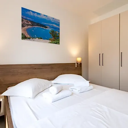 B&m Rab-lopar Lejlighedshotel Lopar