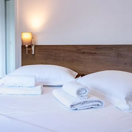 B&m Rab-lopar Lejlighedshotel 4*