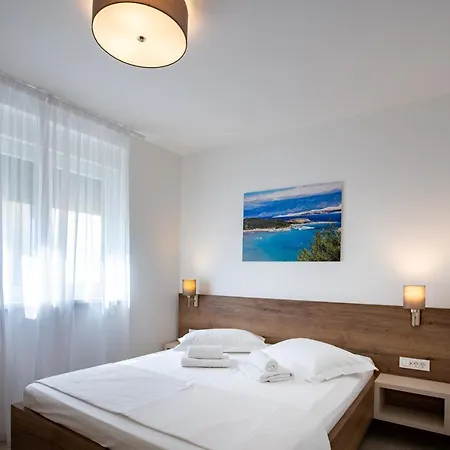 B&m Rab-lopar Lejlighedshotel