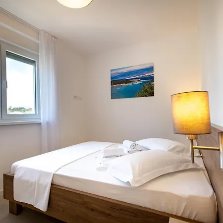 Lejlighedshotel B&m Rab-lopar 4*