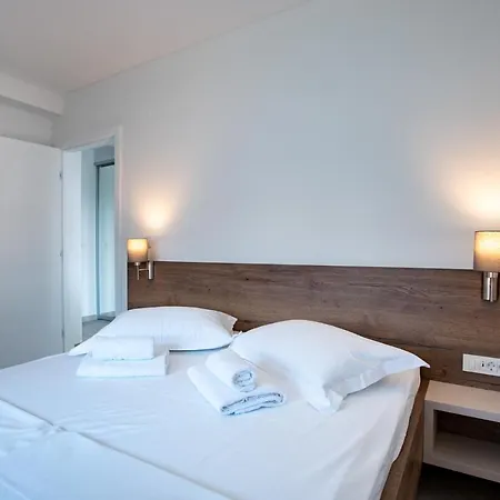 B&m Rab-lopar 4* Lopar