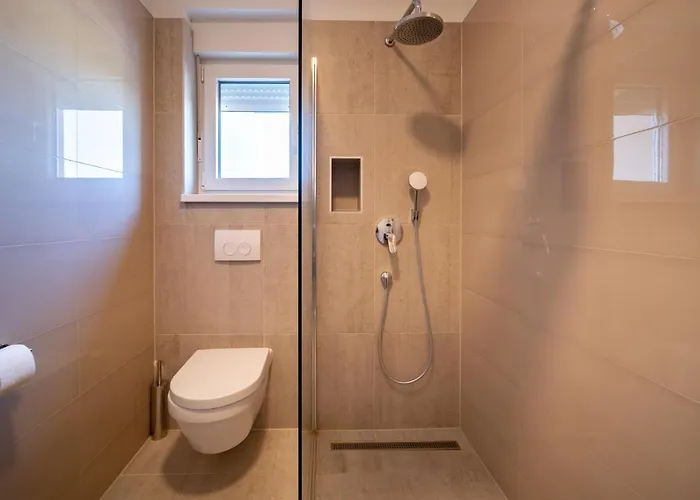 B&m Rab-lopar Hotel de apartamente