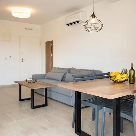 Hotel apartamentowy B&m Rab-lopar