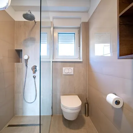 Apartmanhotel B&m Rab-lopar 4*