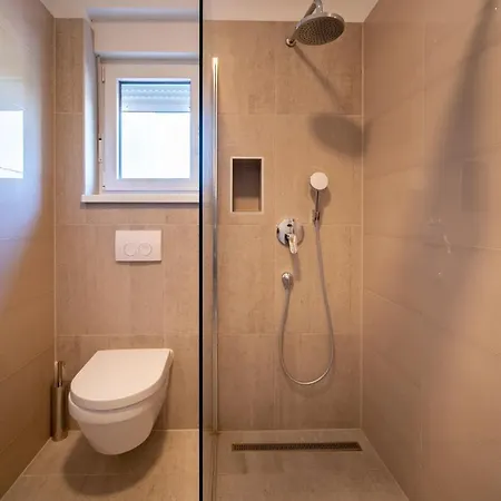 B&m Rab-lopar Apartmanhotel