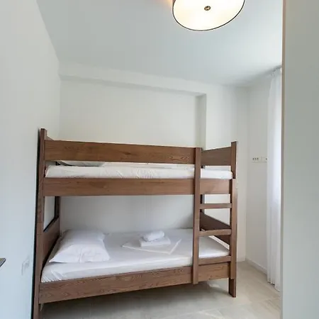 B&m Rab-lopar Apartmanhotel 4*