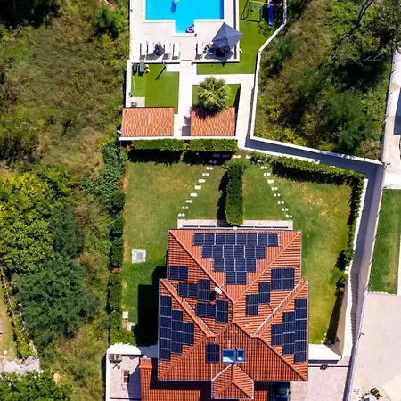 B&m Rab-lopar Apartmanhotel