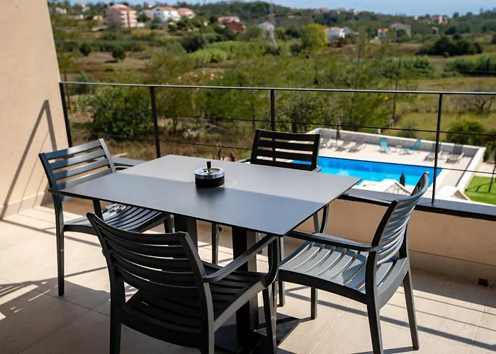 B&m Rab-lopar 4* Lopar