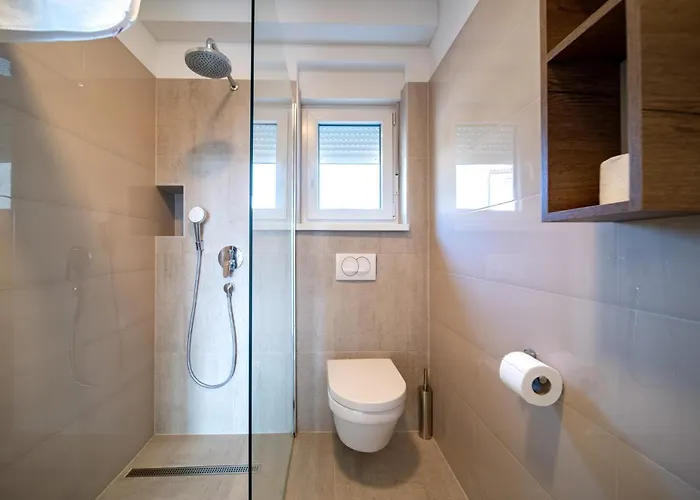 Aparthotel B&m Rab-lopar 4*