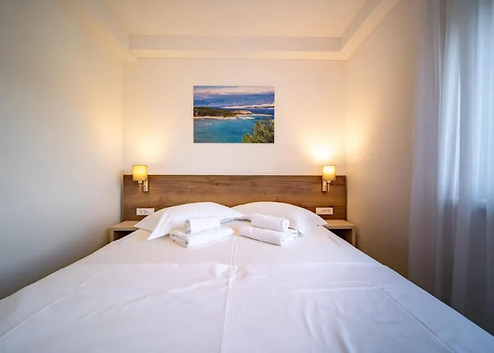 B&m Rab-lopar Aparthotel 4*