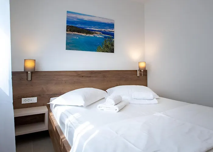 Aparthotel B&m Rab-lopar