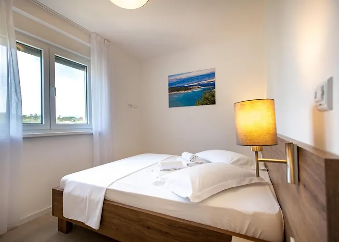 Aparthotel B&m Rab-lopar 4*