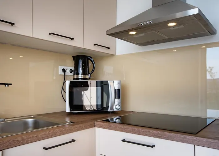 Aparthotel B&m Rab-lopar 4*