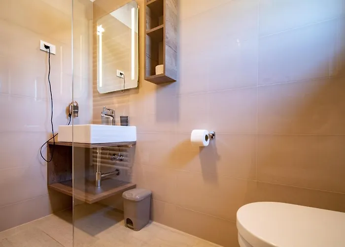 B&m Rab-lopar Aparthotel 4*